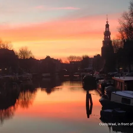 Charming Canal House 4p *